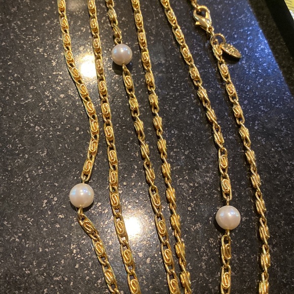 1990s Vintage Erwin Pearl Long Necklace, Gold Plated Metal, - Picture 4 of 4